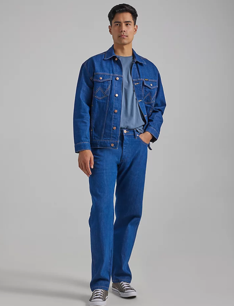 Des vêtements en denim robustes et stylés faits pour durer et accompagner tous les styles de vie actifs