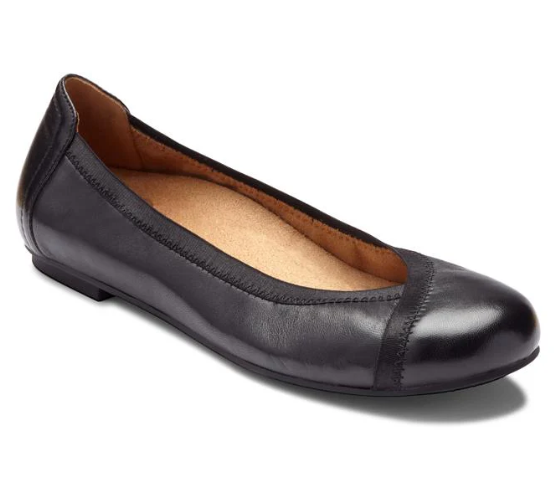 Vionic offre des chaussures confortables et &eacute;l&eacute;gantes qui soutiennent parfaitement la vie quotidienne des personnes actives